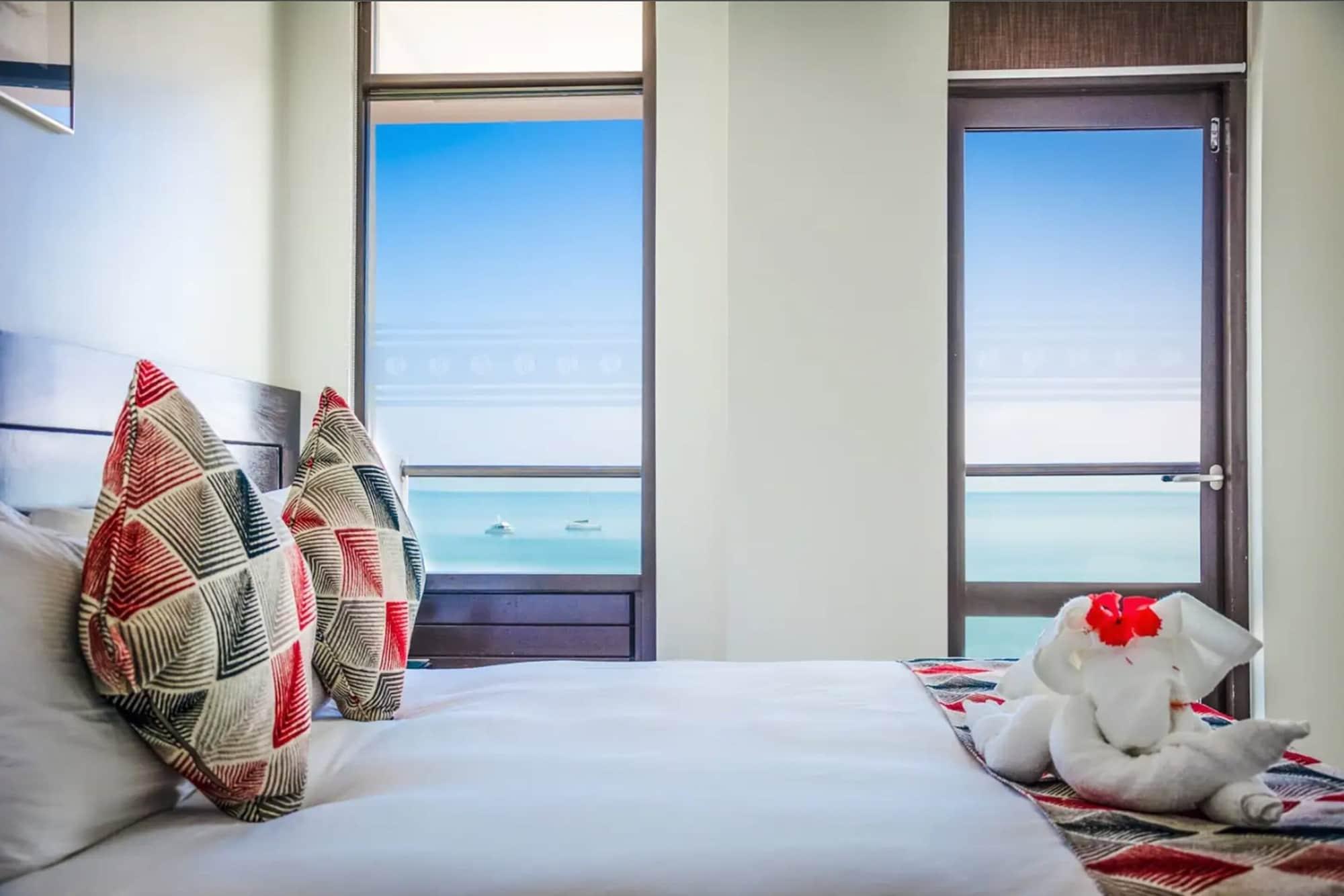 Ramada Suites By Wyndham Wailoaloa Beach Fiji Нанди Экстерьер фото